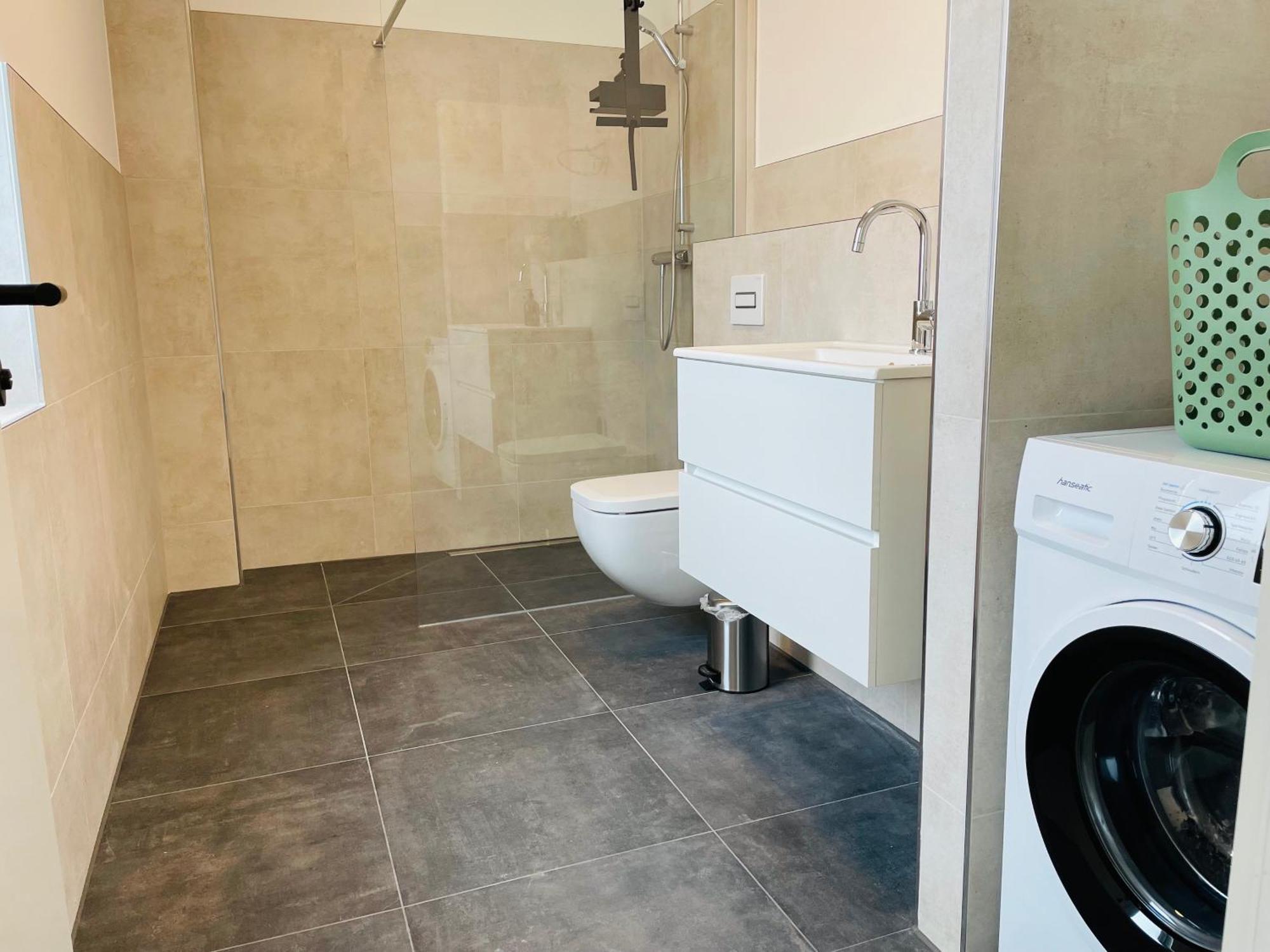 Apartment Lightplace - Moderne In - Balkon - Netflix - Am Kanal *