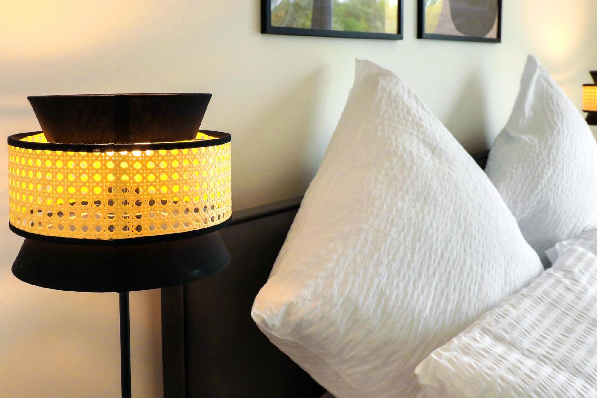 Lightplace - Moderne In - Balkon - Netflix - Am Kanal Apartment